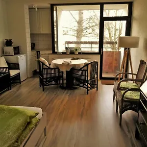 Appartamento Ruhiges Apt. Direkt Am Naherholungsgebiet Mit Seeblick, Zentrum 5min, Messe 18min, Norimberga